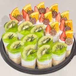 Mini cake มิกซ์ฟรุ๊ต