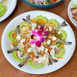 กุ้งแช่น้ำปลา