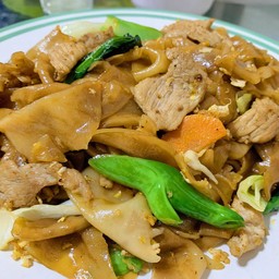ผัดซีอิ๊วหมู