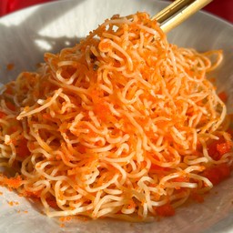 บะหมี่ไข่กุ้งโอเวอร์โหลด