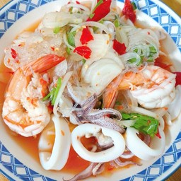 ยำวุ้นเส้นทะเล
