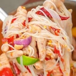 ตำซั่วตีนไก่