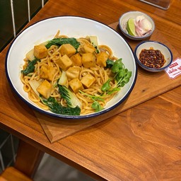 หมี่ฮกเกี้ยนไก่ Hokkien Noodles with Chicken 福建炒面配鸡肉