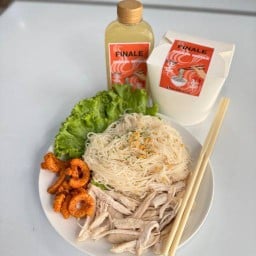 หมี่ไก่ฉีกFinale พหลโยธิน