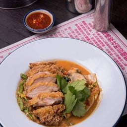 สุกี้ไก่กรอบไต้หวัน Crispy Chicken Suki 脆皮鸡寿喜锅