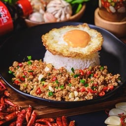 โคขุนคั่วพริกเกลือ -ราคาไม่รวมไข่ดาว