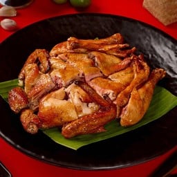 ไก่บ้านโคราชย่าง 1 ตัว