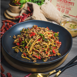 กะเพราสปาเก็ตตี้-เนื้อโคขุนสับ