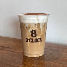 8 o’clock café