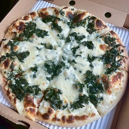 พิซซ่าผักโขม