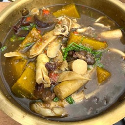แกงหน่อไม้เห็ดรวม