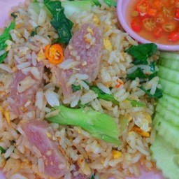 ข้าวผัดแหนม
