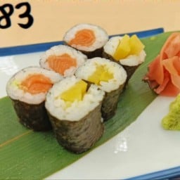 (583) โรลไส้แซลมอน,หัวไชเท้าดอง