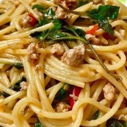 สปาเก็ตตี้กะเพรา