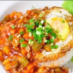 ข้าวไข่ระเบิด