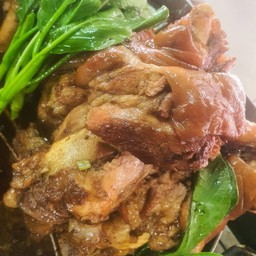 ต้มพะโล้ขาหมู (เป็นกับ)