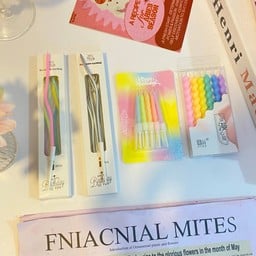 เทียนวันเกิดสีรวมธรรมดา