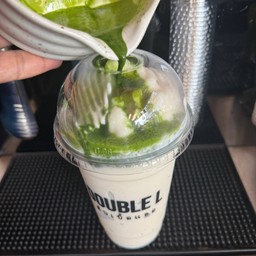 มัทฉะ + มะพร้าวนมสด