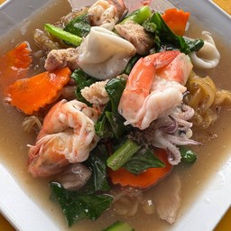 ราดหน้าทะเล