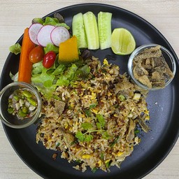 ข้าวผัดน้ำพริกปลาสลิดผัดพริกขิง(ต้องลอง)
