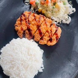 ข้าวหน้าปลาดอลลี่ราดซอสเทริยากิ