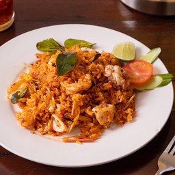 ข้าวผัดต้มยำ