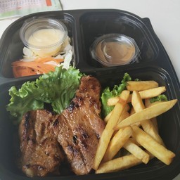 เบ้นเนอร์สเต๊ก&ไก่บาร์บีคิว❤️