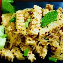 ลาบหมูยอ