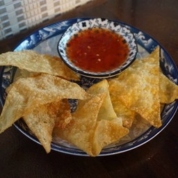 เกี๋ยวทอดกรอบ