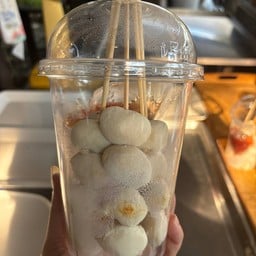ลูกชิ้นหมูปิ้ง (ชุด 5 ไม้ )