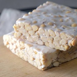 Organic Tempeh เทมเป้ถั่วเหลืองออร์แกนิค