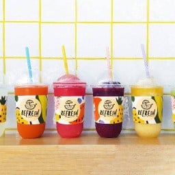 Refresh juice and smoothis หน้ามหาวิทยาลัยแม่โจ้