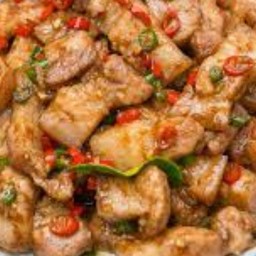 สามชั้นผัดกะปิ กับข้าว