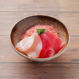 ข้าวหน้ามากุโระฮามาจิ