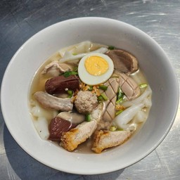 Plain Clear Soup Noodle