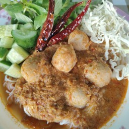 ขนมจีนน้ำยากะทิ