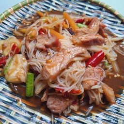 ตำซั่วคอหมูย่าง