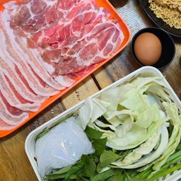 ชุดหมูใหญ่ (ลูกค้าต้มเอง)