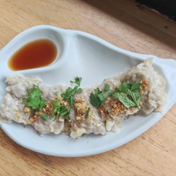 เกี๊ยวลวกไส้หมูสับ