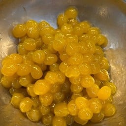 A30. ไข่มุกฟักทอง