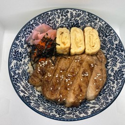 ข้าวหน้าสเต็กหมูเทอริยากิ