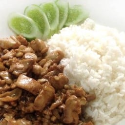 ข้าวไก่กระเทียม