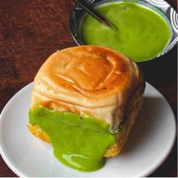 H cafe ขนมปังปิ้งเนย อาหารเช้าและเครื่องดื่ม ถนนพระอาทิตย์