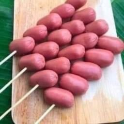 ไส้กรอกแดงในตำนานทอด