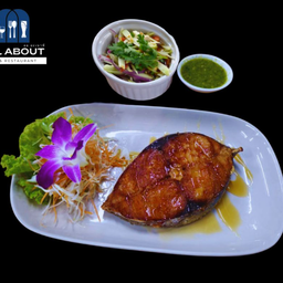 ปลาอินทรีย์ทอดน้ำปลา (น้ำยำมะม่วง)