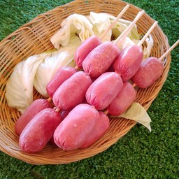ไส้กรอกแดงไม้ละ10บาท