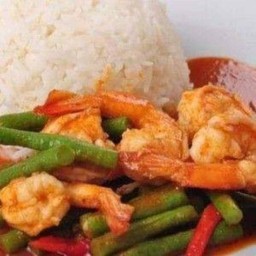 พริกแกงกุ้งราดข้าว
