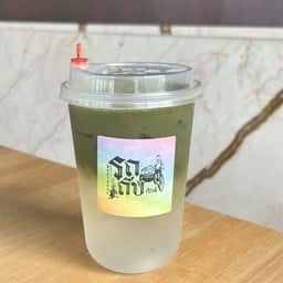 มัทฉะน้ำมะพร้าว