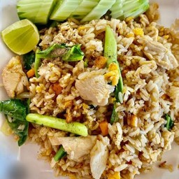 ข้าวผัดไก่