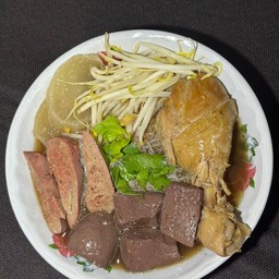 หาดใหญ่ต้มตุ๋น